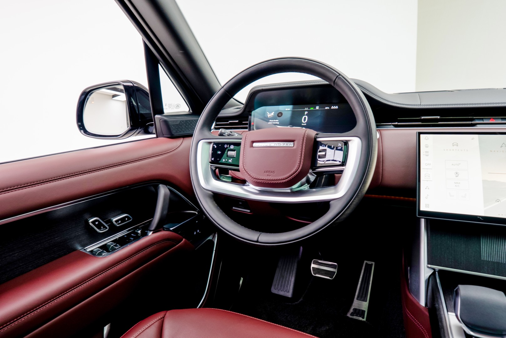 2025 RANGE ROVER P530 AUTOBIOGRAPHY LWB | MAIN DEALER WARRANTY 5 YEARS